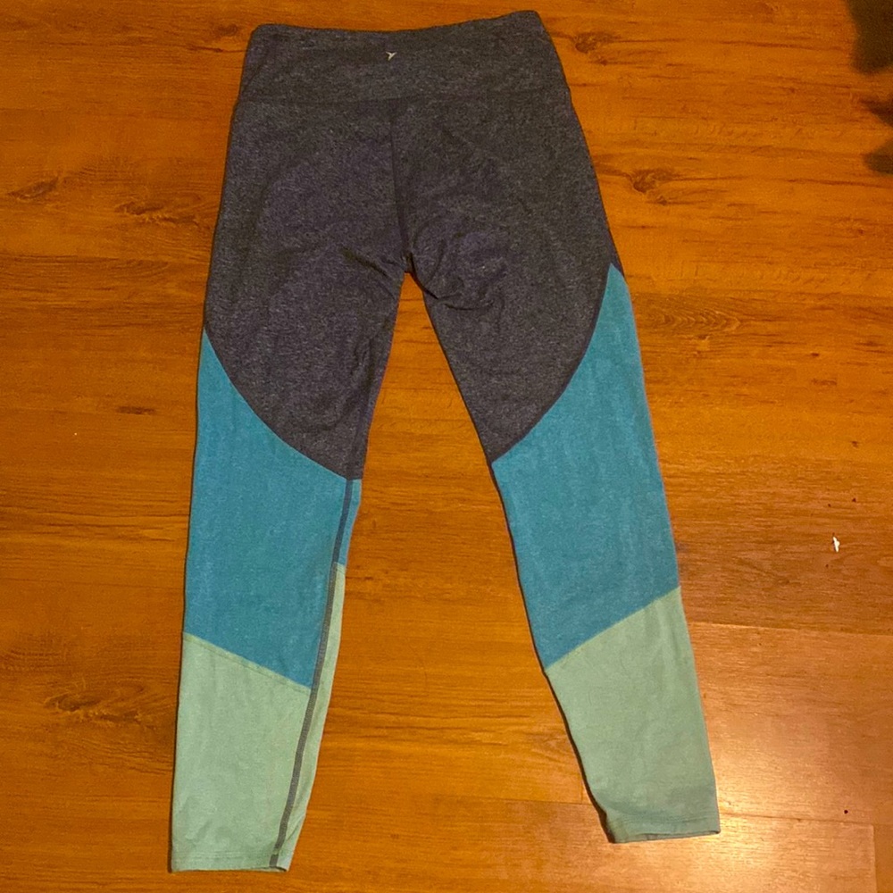 old navy blue/ grey high rise leggings. size 5 fit like 5 and 6